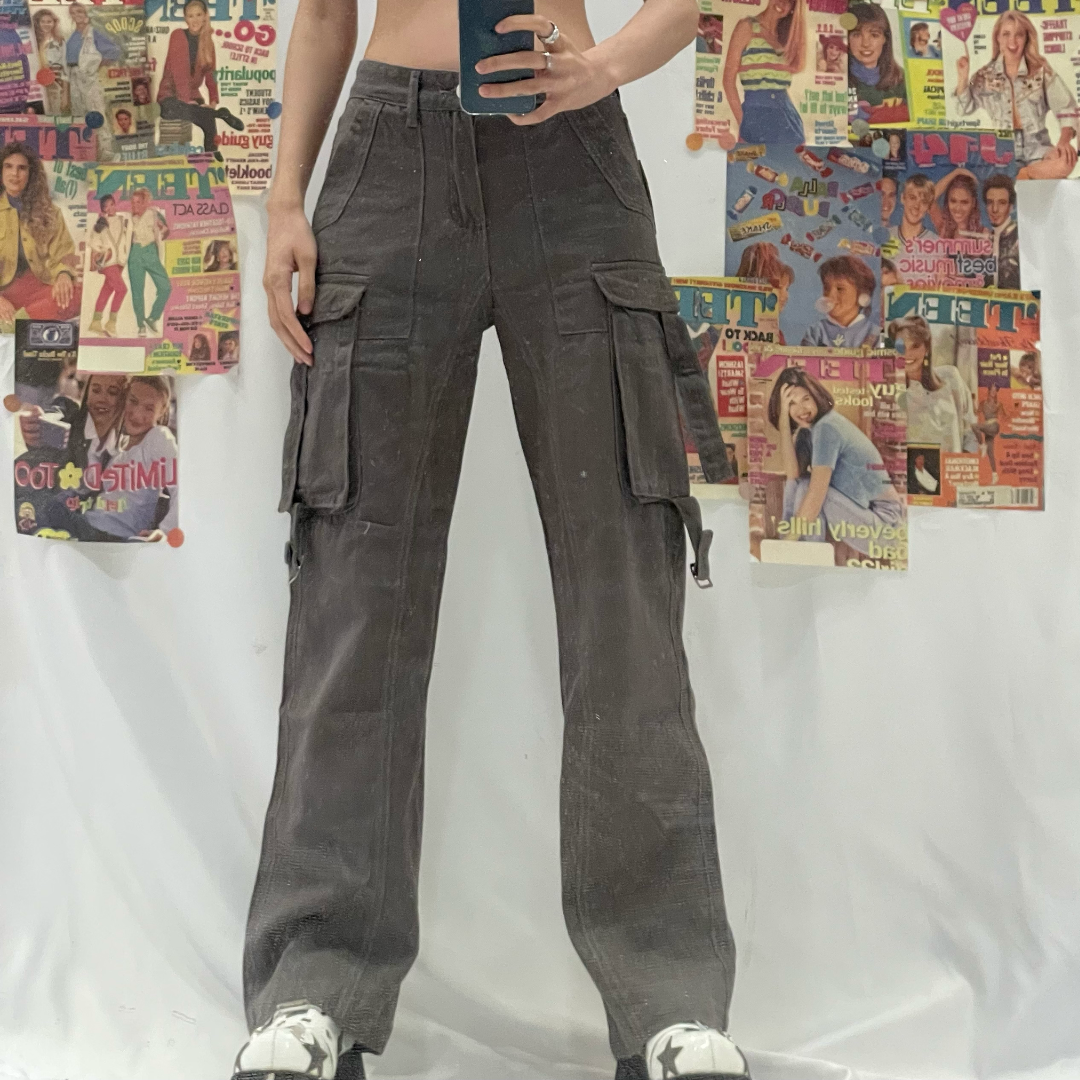 acelimosf™-Solid cargo pocket medium rise zip-up jeans