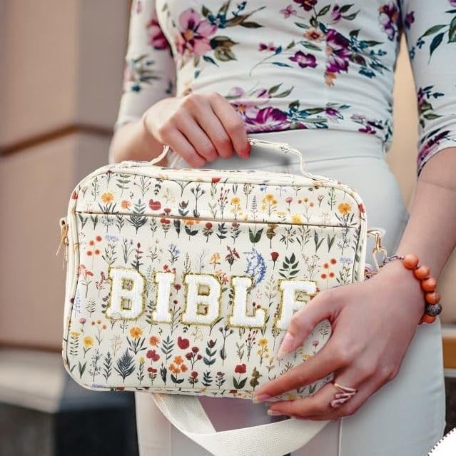 Pretty Bible Bag for Women - Ideal for Church & Gifting!