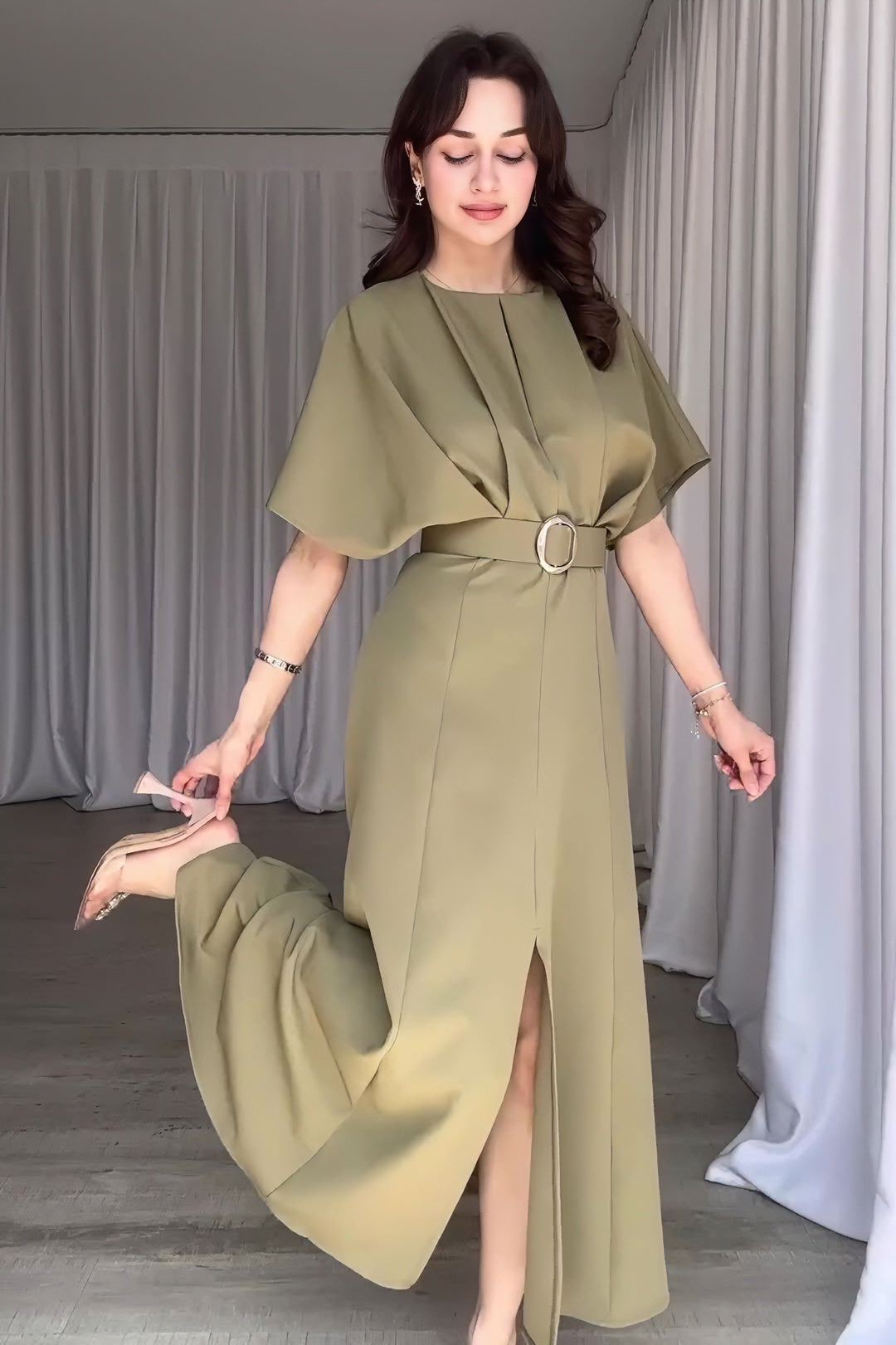 acelimosf™-Solid color fashion round neck short sleeve belt slim long skirt