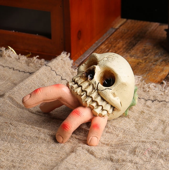 Skeleton Conch Ghost Hand