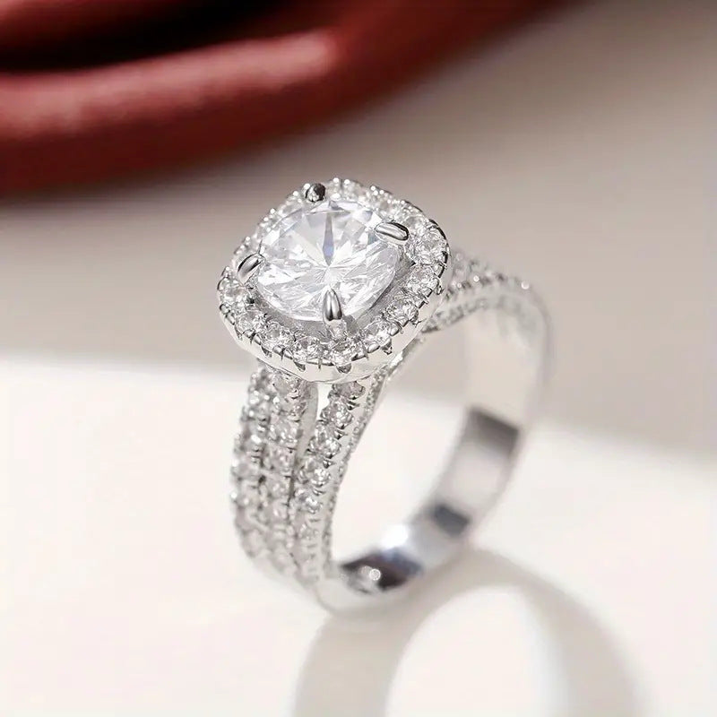 Luxury Diamond Ring