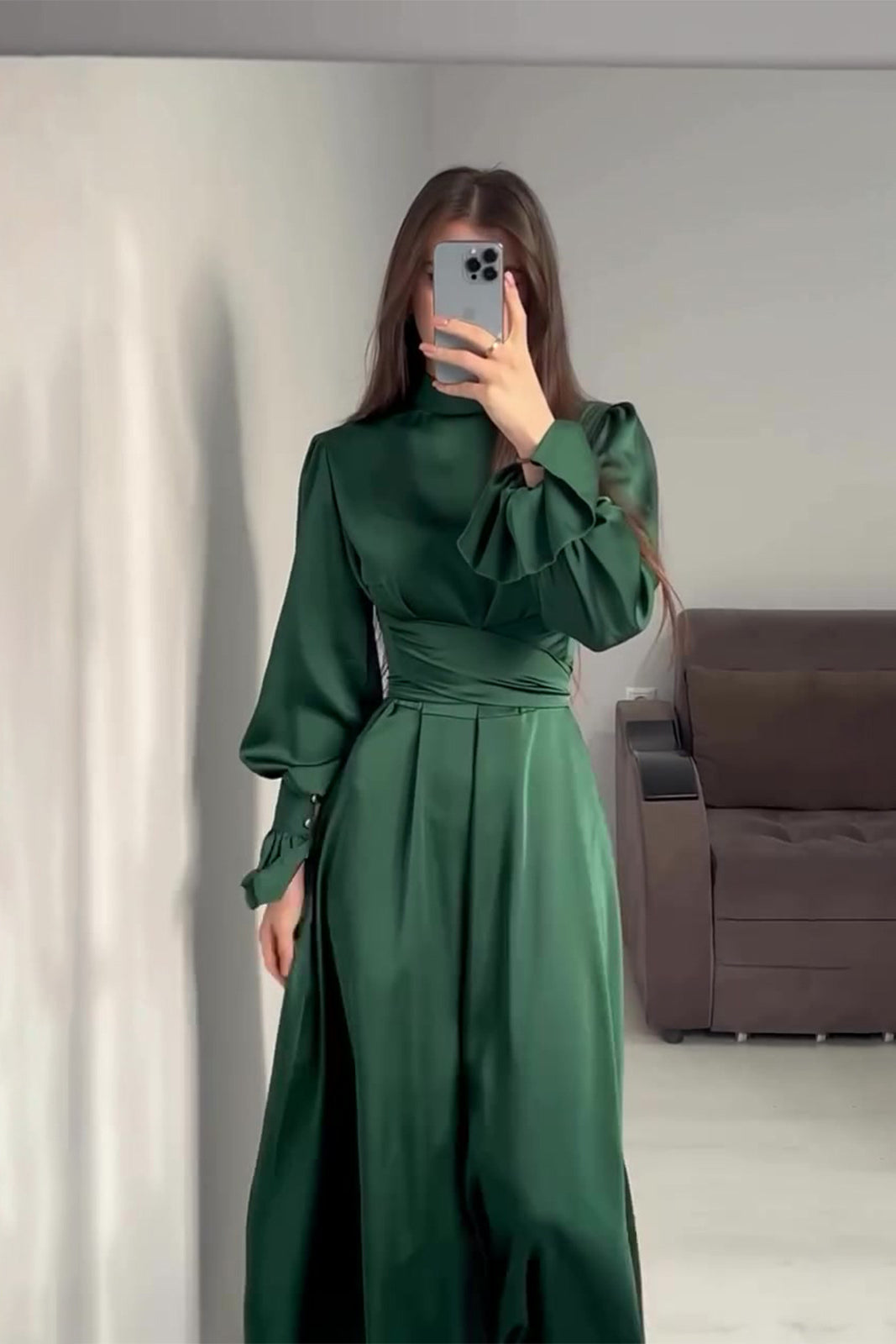 acelimosf™-Green dress with long sleeves and puff sleeves