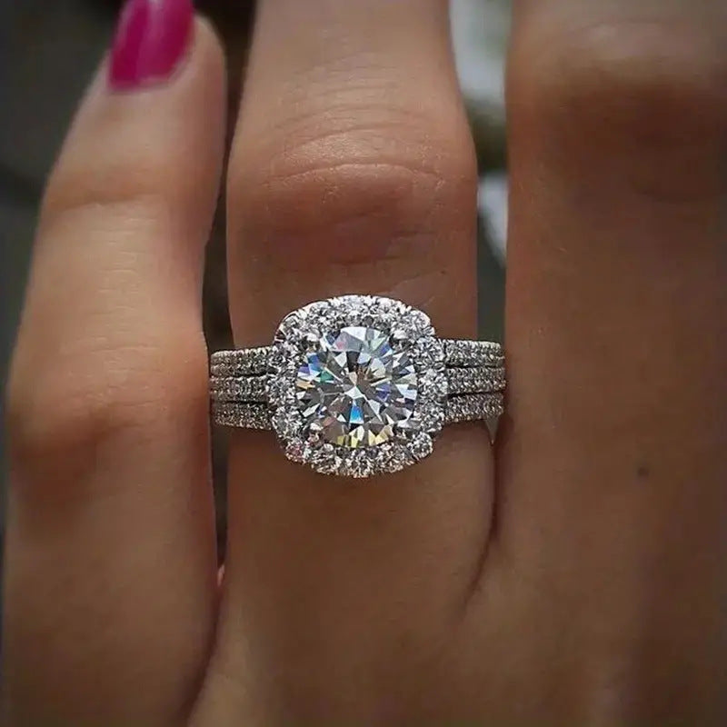 Luxury Diamond Ring