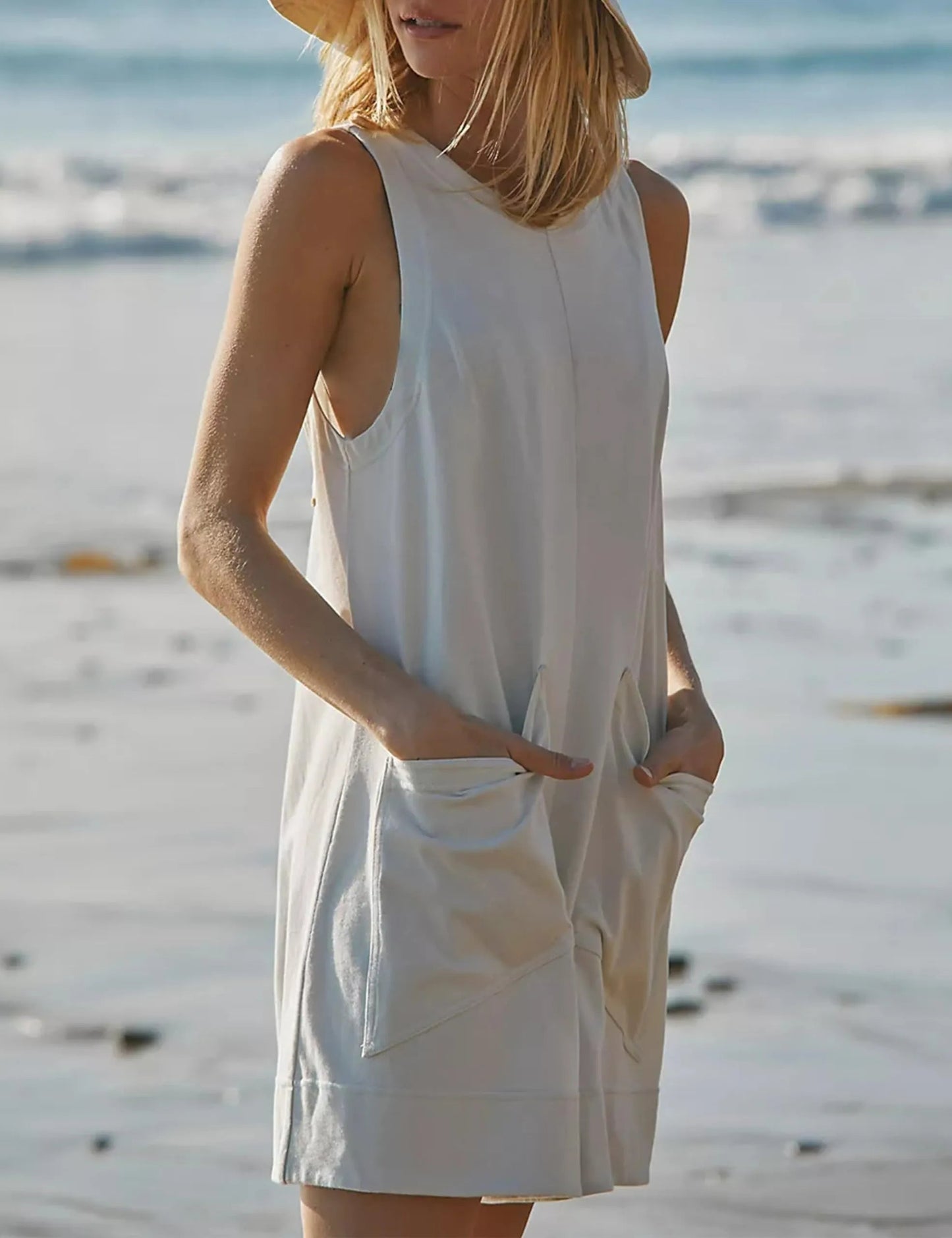 New Women's Casual Jumpsuit Stretch Sleeveless Shorts Jumpsuit