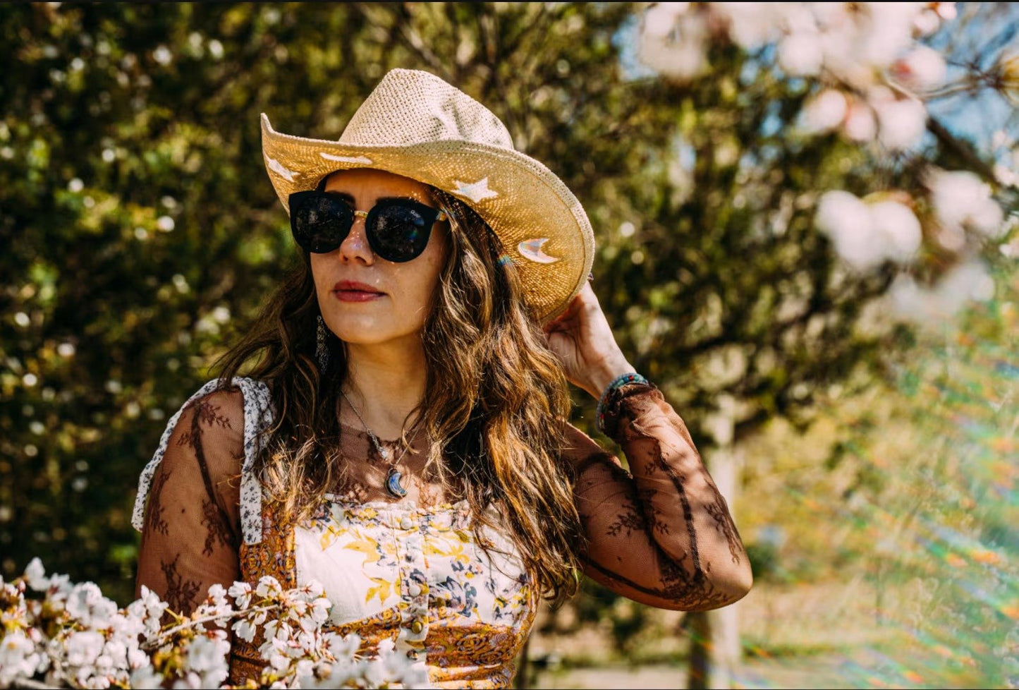 🏆Flash Sale⚡ 50K+ SOLD! Almost Gone-💥🔥Suncatcher Cowgirl Straw Prism Hat