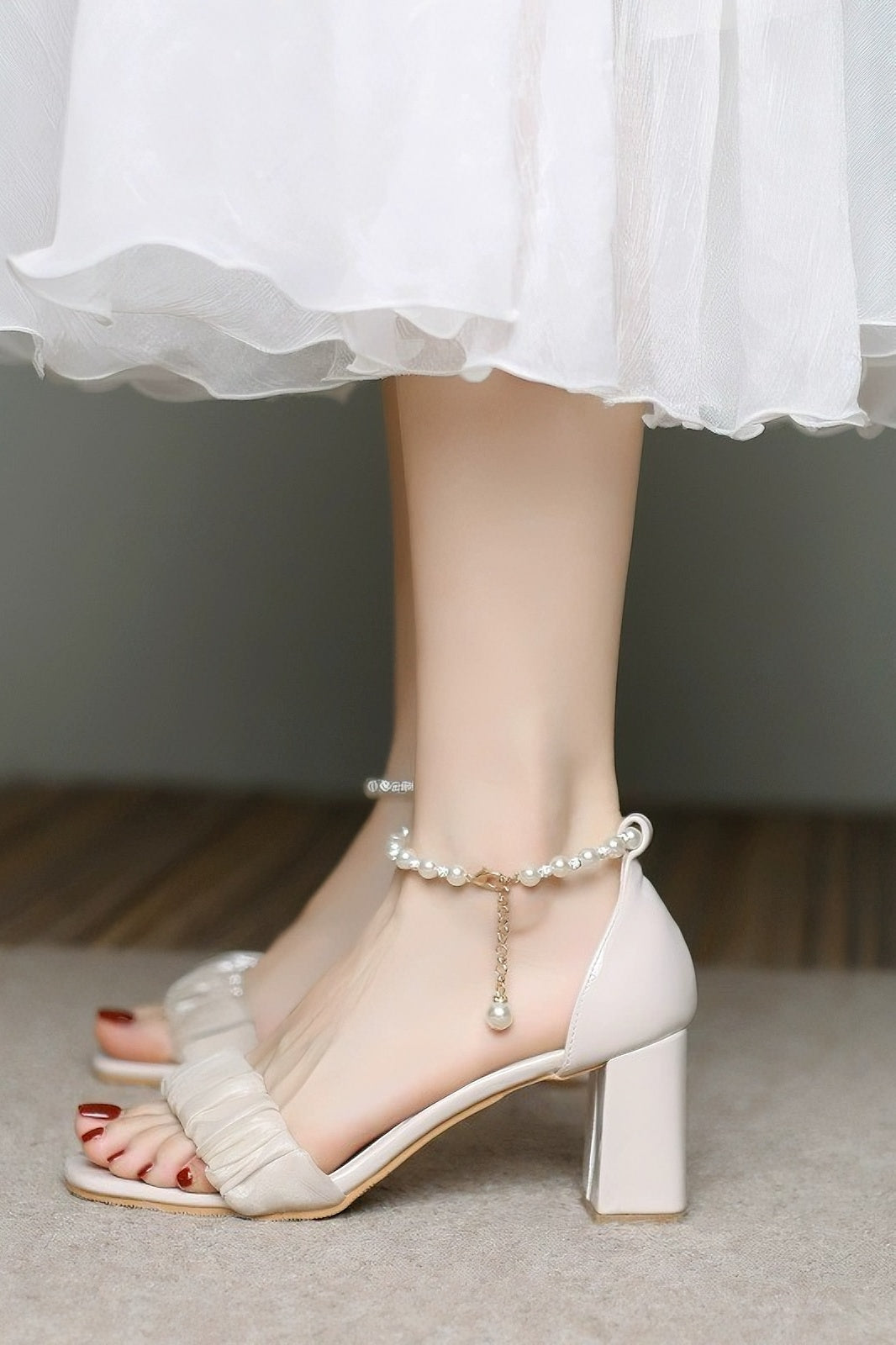 acelimosf™-White pearl chain niche high heel sandals