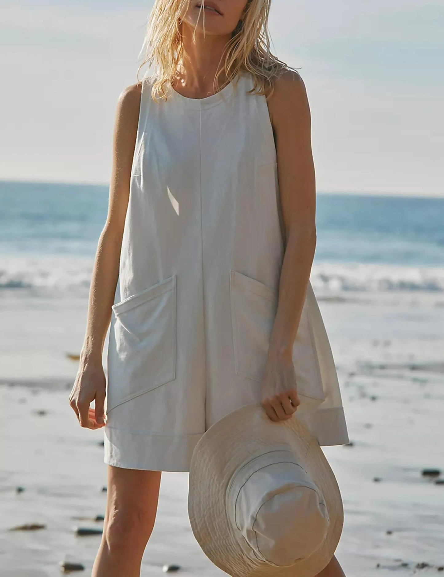 New Women's Casual Jumpsuit Stretch Sleeveless Shorts Jumpsuit