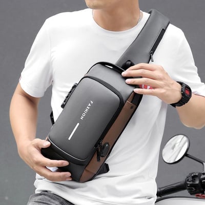 Motorcycle USB charging anti-theft fashion sports and leisure multi-functional shoulder messenger bag