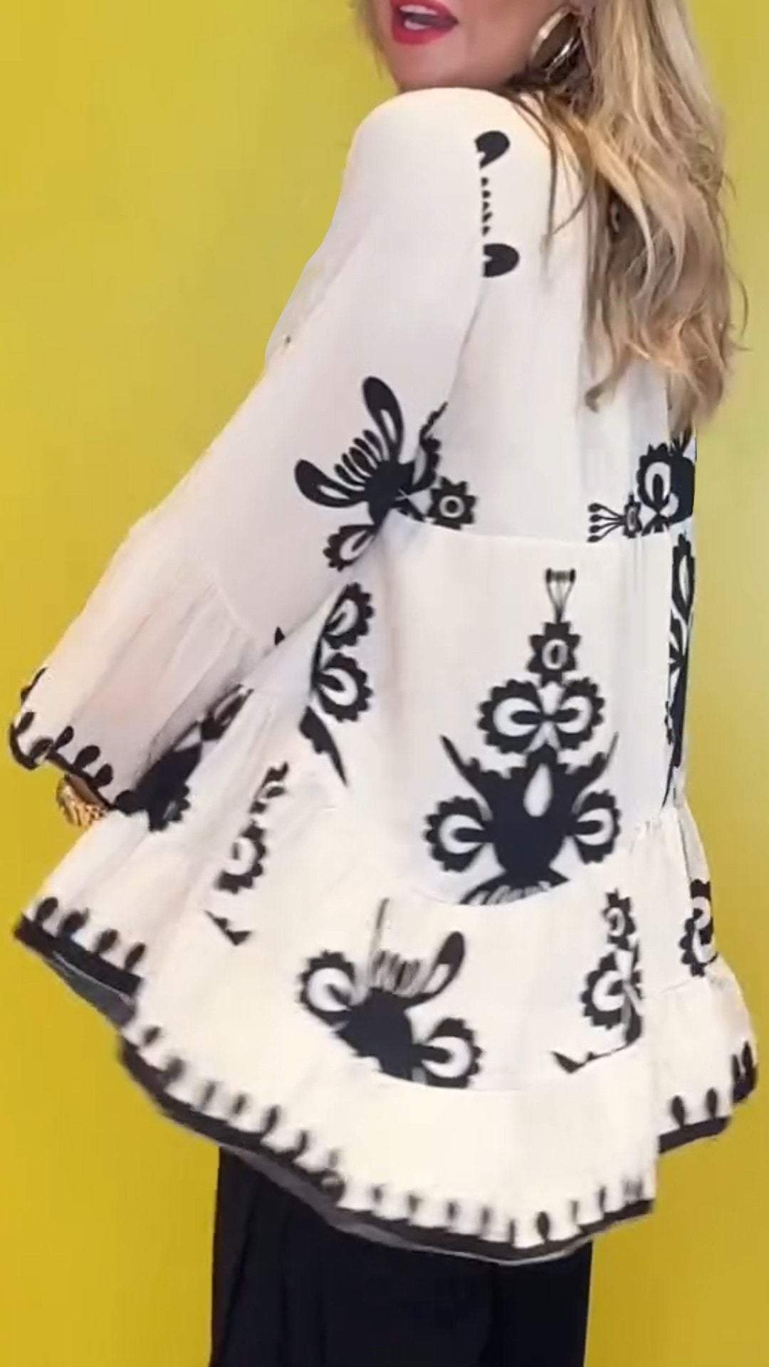 V-Neck Casual Printed Top